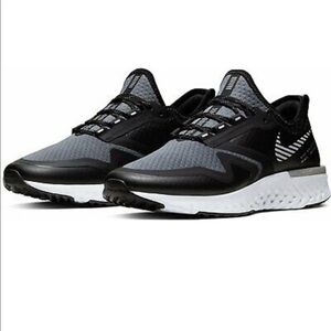 Women's Black Nike Odyssey React 2 Shield Running Training Shoes Size 9-10.